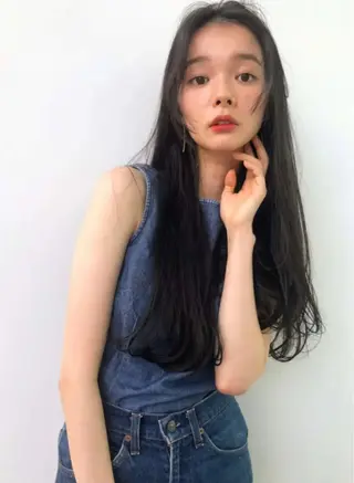 ロング カラー Hair Muse'e所属・永富 那於のヘアスタイル