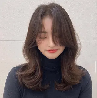 セミロング カラー 鈴木 一貴のヘアスタイル