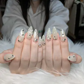 ネイル Queen Nail 柏店　クイーンネイルのネイルデザイン