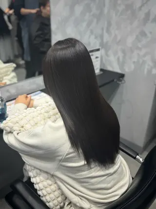 セミロング 👑ツヤブリーチ特化 👑おうた👑のヘアスタイル