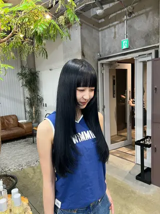 ロング カラー era所属・azumi/ボブ/暖 色/オリーブ/縮毛のヘアスタイル