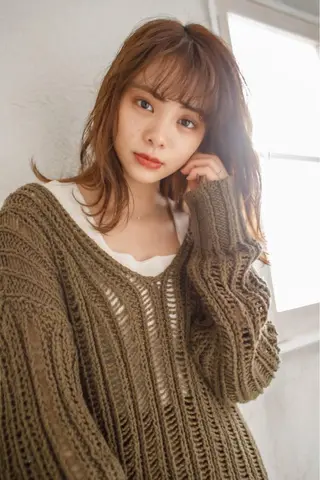 セミロング カラー murai airiのヘアスタイル