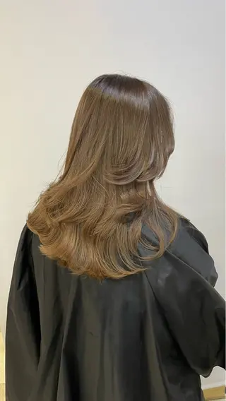 カラー 藤木 こころのヘアスタイル