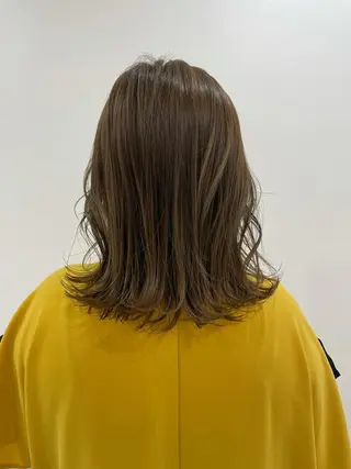 ミディアム akane .のヘアスタイル