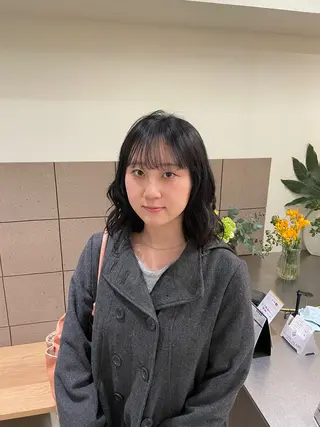 カラー JURI /HUIのヘアスタイル