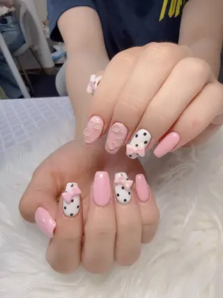 ネイル 西野 カナのネイルデザイン