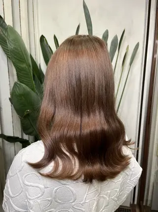 カラー 透明感/低ダメージ インナー🩵角田紗雪のヘアスタイル