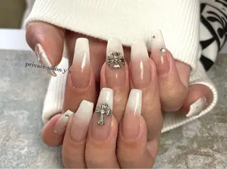 ネイル y' sのネイルデザイン