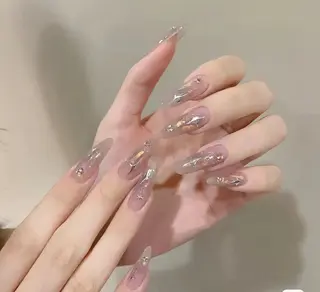 ネイル THE ONE栄店所属・Theone栄店 川原のネイルデザイン