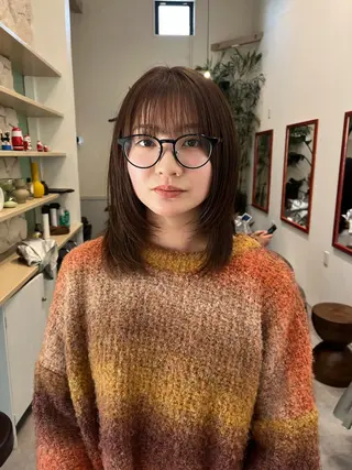 ミディアム ボブ/レイヤー/ ショートcovo代表のヘアスタイル