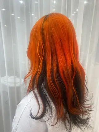 カラー 三宅 夏代のヘアスタイル