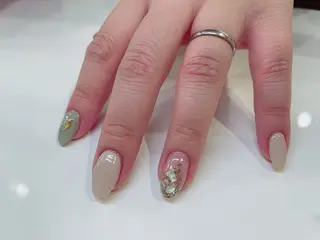 ネイル Amulet 齊藤のネイルデザイン