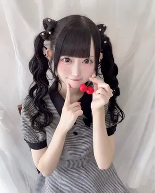 ロング ヘアアレンジ かわいい盛れ🎀池袋 / みい♡のヘアスタイル