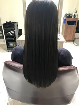 ロング 🌻大人ツヤかわいい ⭐️根本麻美のヘアスタイル