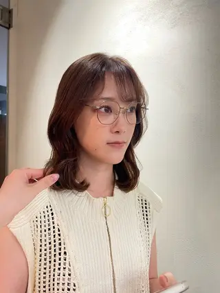 ミディアム カラー 山下 悠月のヘアスタイル