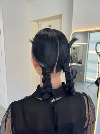 ロング maya レイヤーカットのヘアスタイル