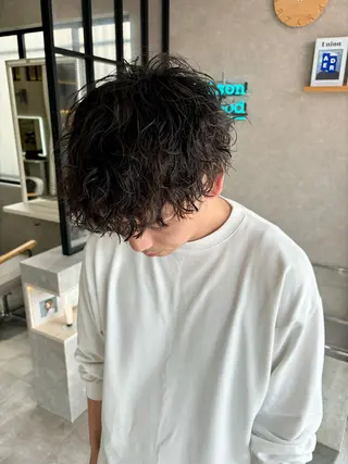 ショート パーマ メンズ 長谷川 湧のヘアスタイル