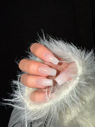 ネイル nalu🐚 京橋｜Rommyのネイルデザイン