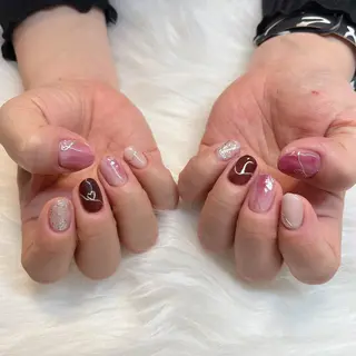 ネイル 児玉 茉緒のネイルデザイン