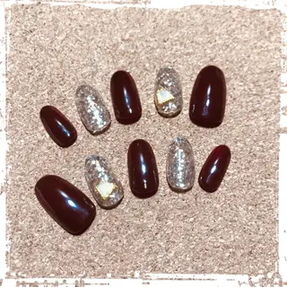 ネイル ECLAT エクラ所属・寺山 千鶴のネイルデザイン