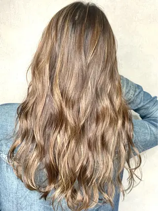 ロング カラー 岡崎勇人/レイヤー/ 韓国/ケラチンTRのヘアスタイル