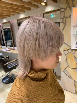 ミディアム 渋谷ハイトーン/ デザインカラー阿部のヘアスタイル