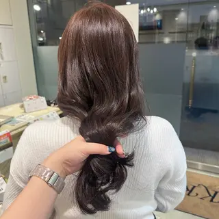 ロング カラー ヘアアレンジ 韓国ヘア/レイヤー 顔周りカット/ユキナのヘアスタイル