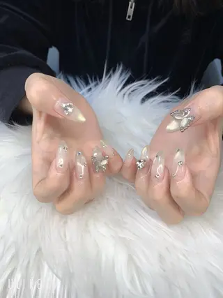 ネイル T. Leeのネイルデザイン