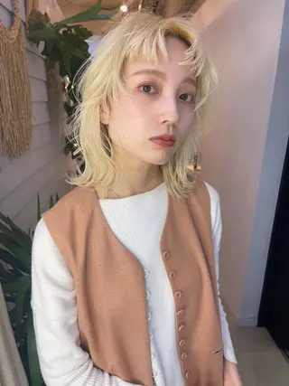 ミディアム カラー AiM 大名　似合わせカットのヘアスタイル