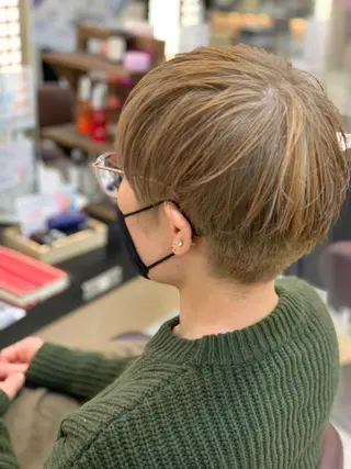 ショート カラー トータルビューティー K:R鶴川のヘアスタイル