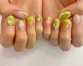 ネイル 安藤 彩乃のネイルデザイン