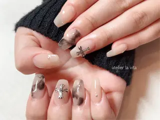 ネイル atelier la vita所属・lavita. mimuraのネイルデザイン