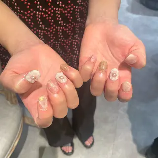 ネイル ハイトーン🦄ネイル 💞のぶちのネイルデザイン