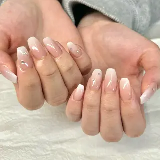 ネイル ラヴィアンローズ所属・S. kurumiのネイルデザイン