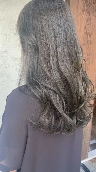 カラー 束感まつぱ🥑🤍 NATUKI🤍のマツエク・マツパデザイン