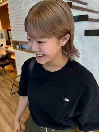 ショート カラー 池田理紗/メンズ カット/切りっぱなしのヘアスタイル