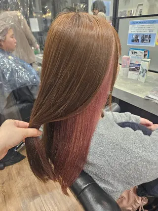 ロング カラー 関口 友菜のヘアスタイル