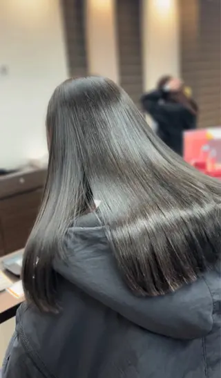 ロング Bleu Terre所属・ブルーテーフ 大泉 遥愛のヘアスタイル