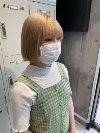 ミディアム カラー 韓国ヘア特化💍 tiam💍ブリーチのヘアスタイル