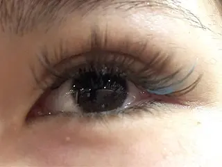 マツエク・マツパ レイヤーカット 早崎太生のヘアスタイル