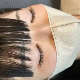 マツエク・マツパ Maison de Lily所属・岡山まつ毛サロン 【Lily】ユリのマツエク・マツパデザイン