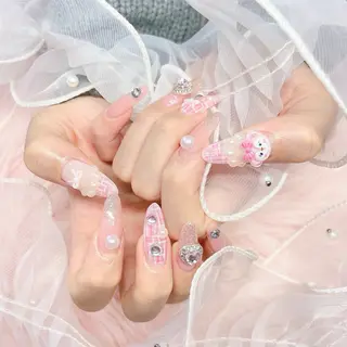 ネイル MignonReve ♡EIMI🌈のネイルデザイン