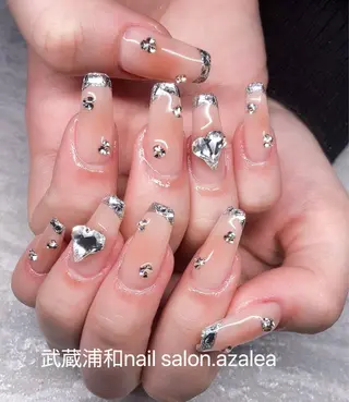 ネイル R inのネイルデザイン