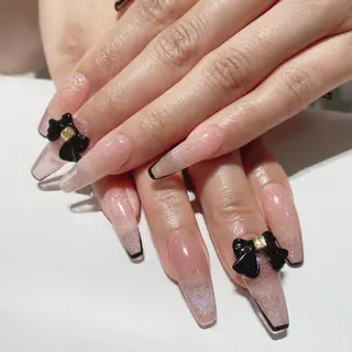 ネイル Queens 榊 まおのネイルデザイン