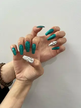 ネイル éclat-nail salon-所属・松本 ゆみかのネイルデザイン