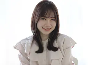 セミロング ツヤ感カラー🎀 本美冴のヘアスタイル