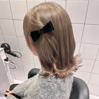 ミディアム カラー 🫧うる艶トレンド 🫧透明感カラーのヘアスタイル