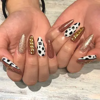 ネイル crestnail所属・小林 束紗のネイルデザイン