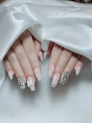 ネイル Amina nail salonのネイルデザイン