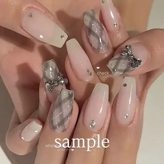 ネイル deicy beauty salon 表参道所属・minamizono 新宿nailのネイルデザイン